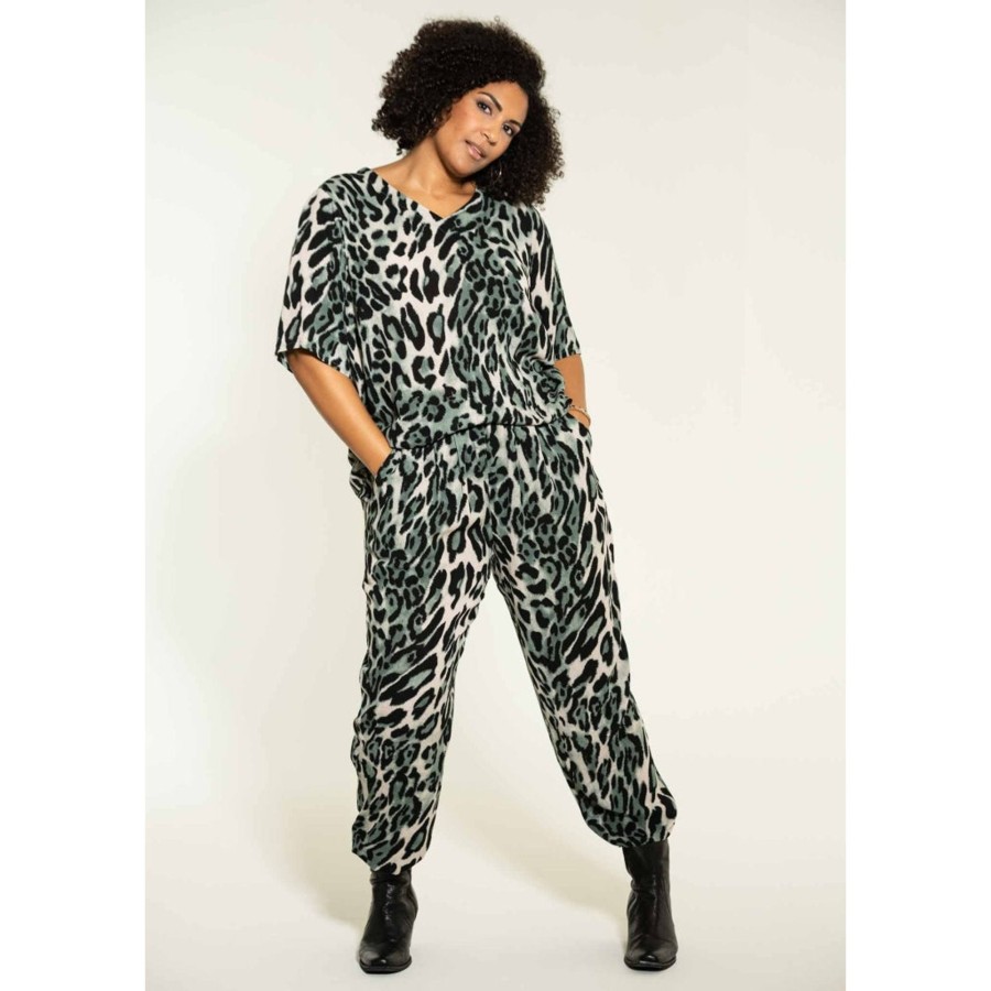 Andet Studio | Stkatinka Jumpsuit Green Leo Print