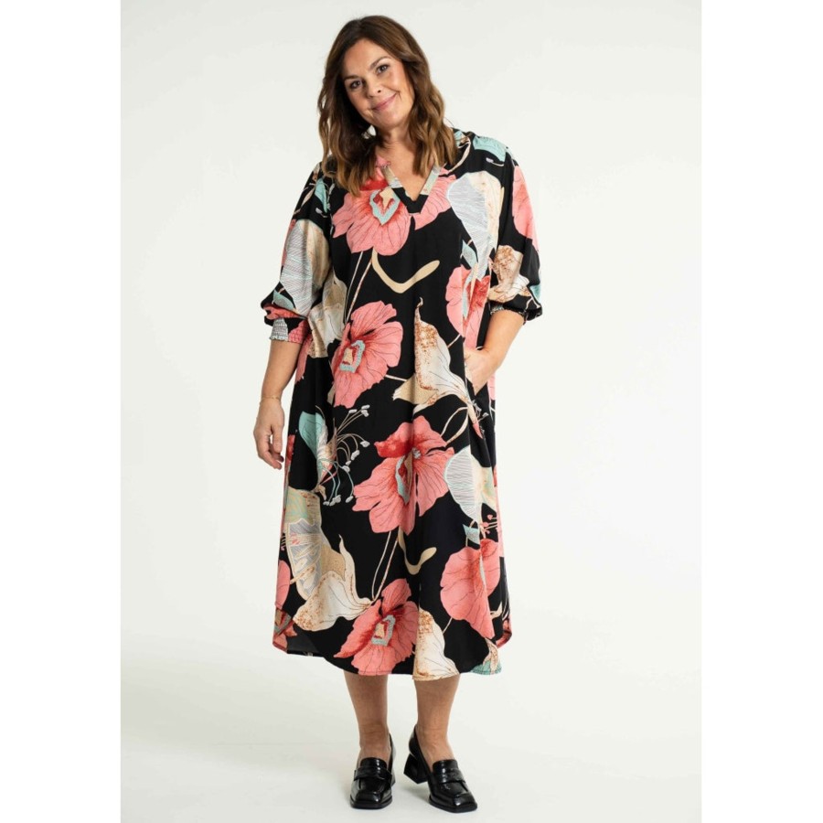 Overdele Gozzip | Govaldis Dress Black Printed