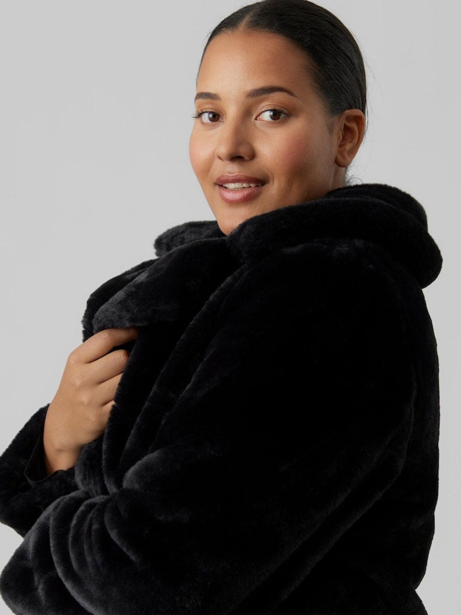 Andet Vero Moda Curve | Vmsuialison Short Faux Fur Jacket