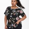 Overdele Only Carmakoma | Fin Kortaermet Bluse Med Print Fra Carmakoma