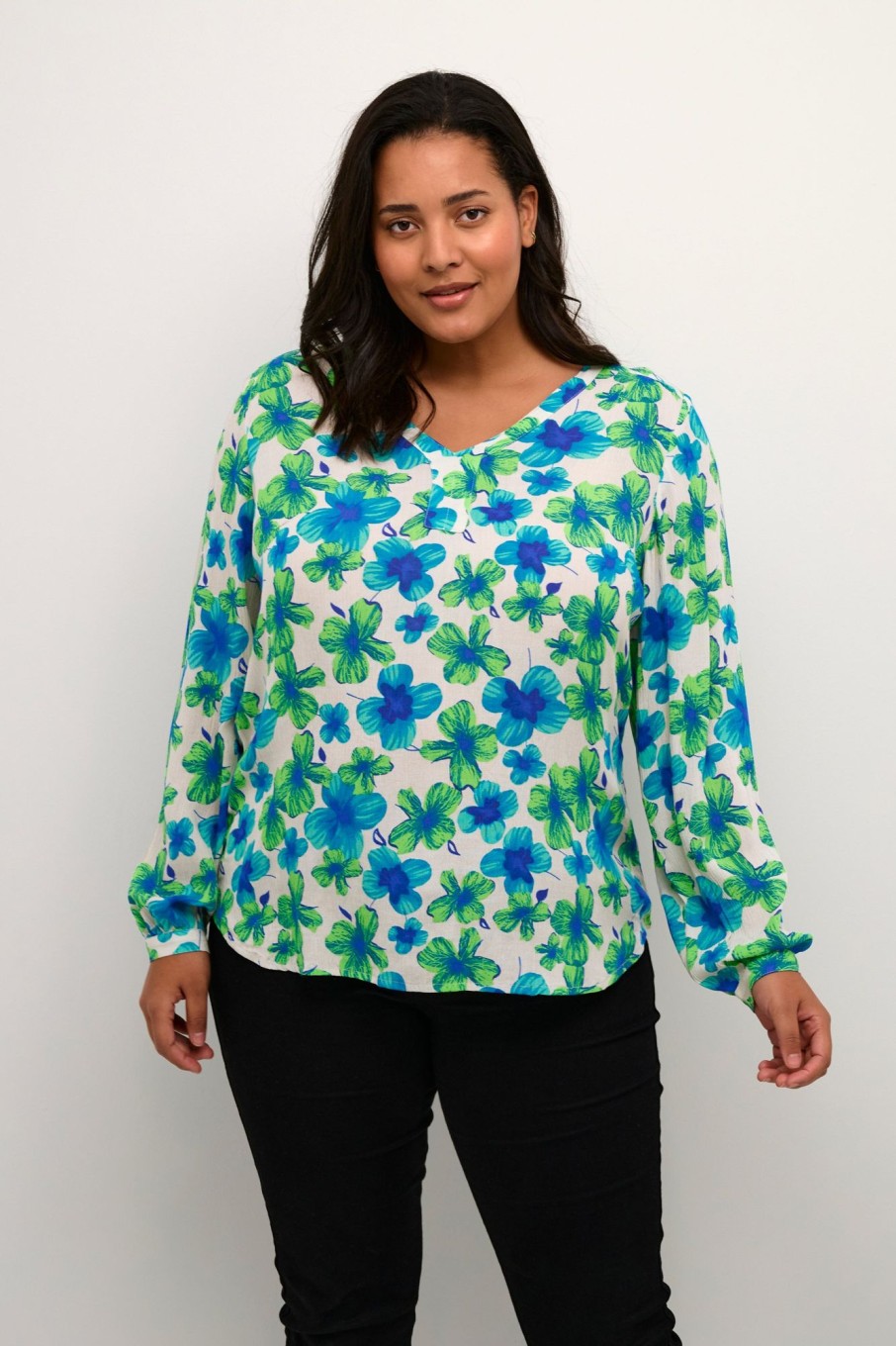 Overdele Kaffe Curve | Kcjanette Blouse 104920 Green And Blue Digital Flower