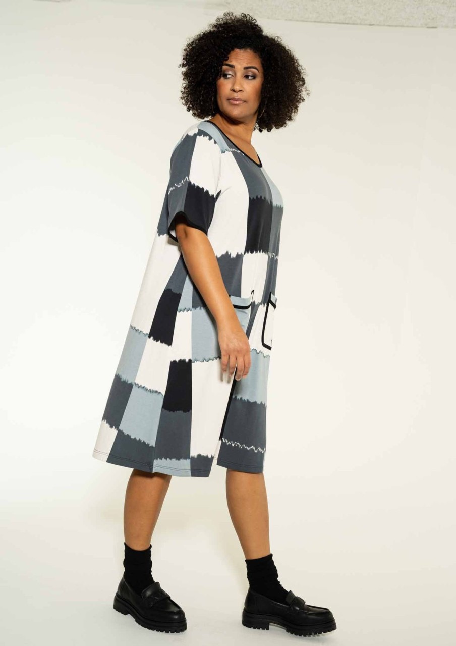 Overdele Studio | Stnicca Short Dress Squares