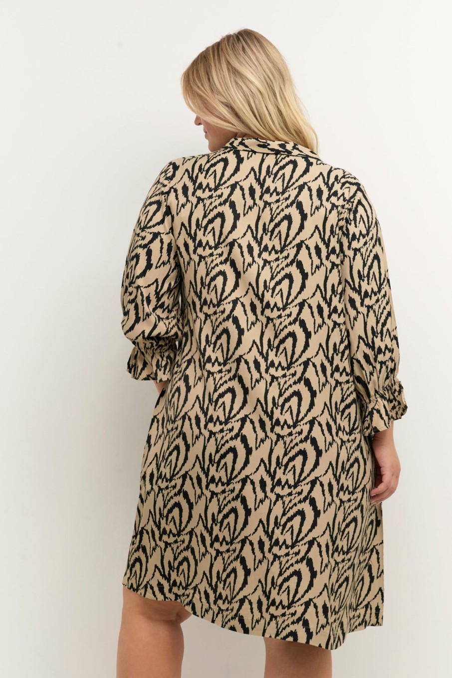 Overdele Kaffe Curve | Kccecilie Shirt Dress 104228 Sand / Black Graphic