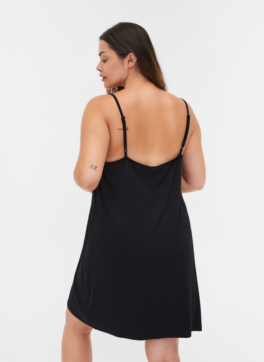 Andet Zizzi | Zilace Strap Dress