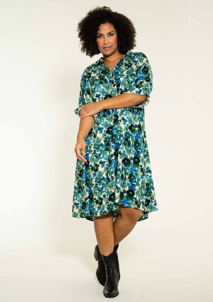 Overdele Studio | Stgunda Dress Bright Green Flowers